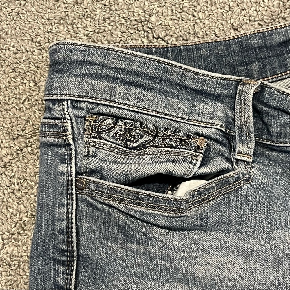 White House Black Market Jeans Womens 10R Blue Wide Leg Denim Embroidered - Picture 3 of 12